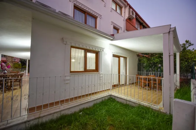 Çalış Plajı'na Yakın Villa Rainbow